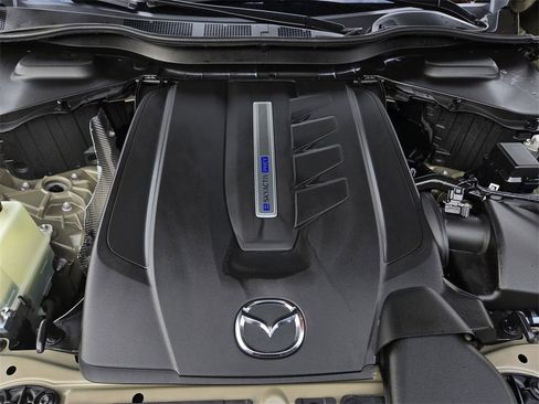 Certified 2025 MAZDA CX-70 Plug-In Hybrid w/ Premium Plus image 37