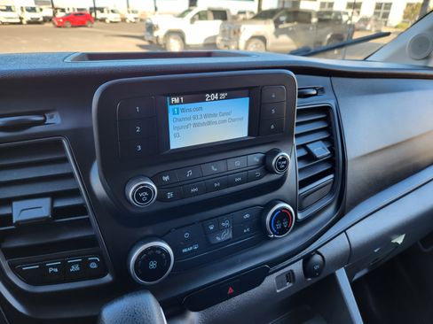 Used 2023 Ford Transit 350 XL image 27