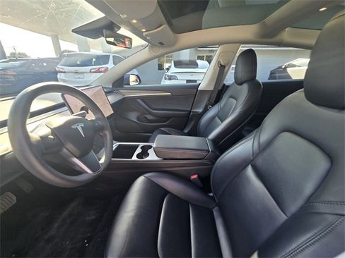 Used 2021 Tesla Model 3 Long Range image 4
