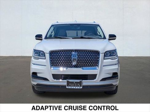 Certified 2023 Lincoln Navigator Reserve RWD image 8