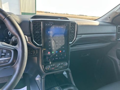 Used 2024 Ford Ranger Lariat w/ Advanced Towing Package AWD/4WD image 16