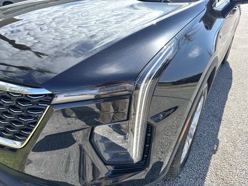 Used 2024 Cadillac XT4 Luxury image 9