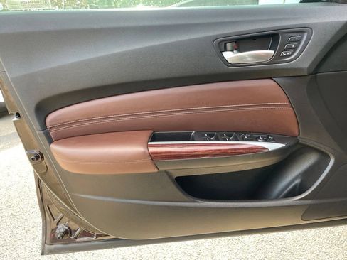 Used 2015 Acura TLX V6 w/ Advance Package FWD image 19