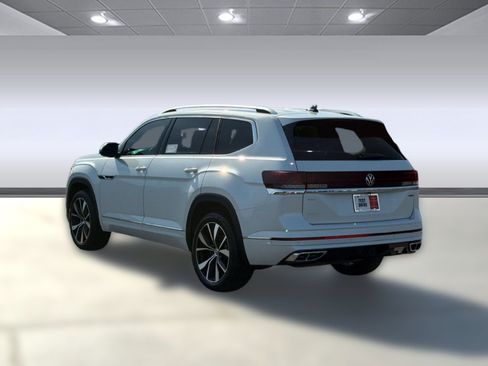 Used 2024 Volkswagen Atlas SEL Premium R-Line AWD/4WD image 5