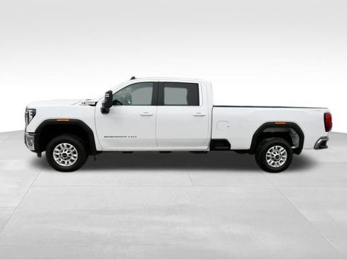 Used 2024 GMC Sierra 2500 SLE w/ SLE Convenience Package AWD/4WD image 4