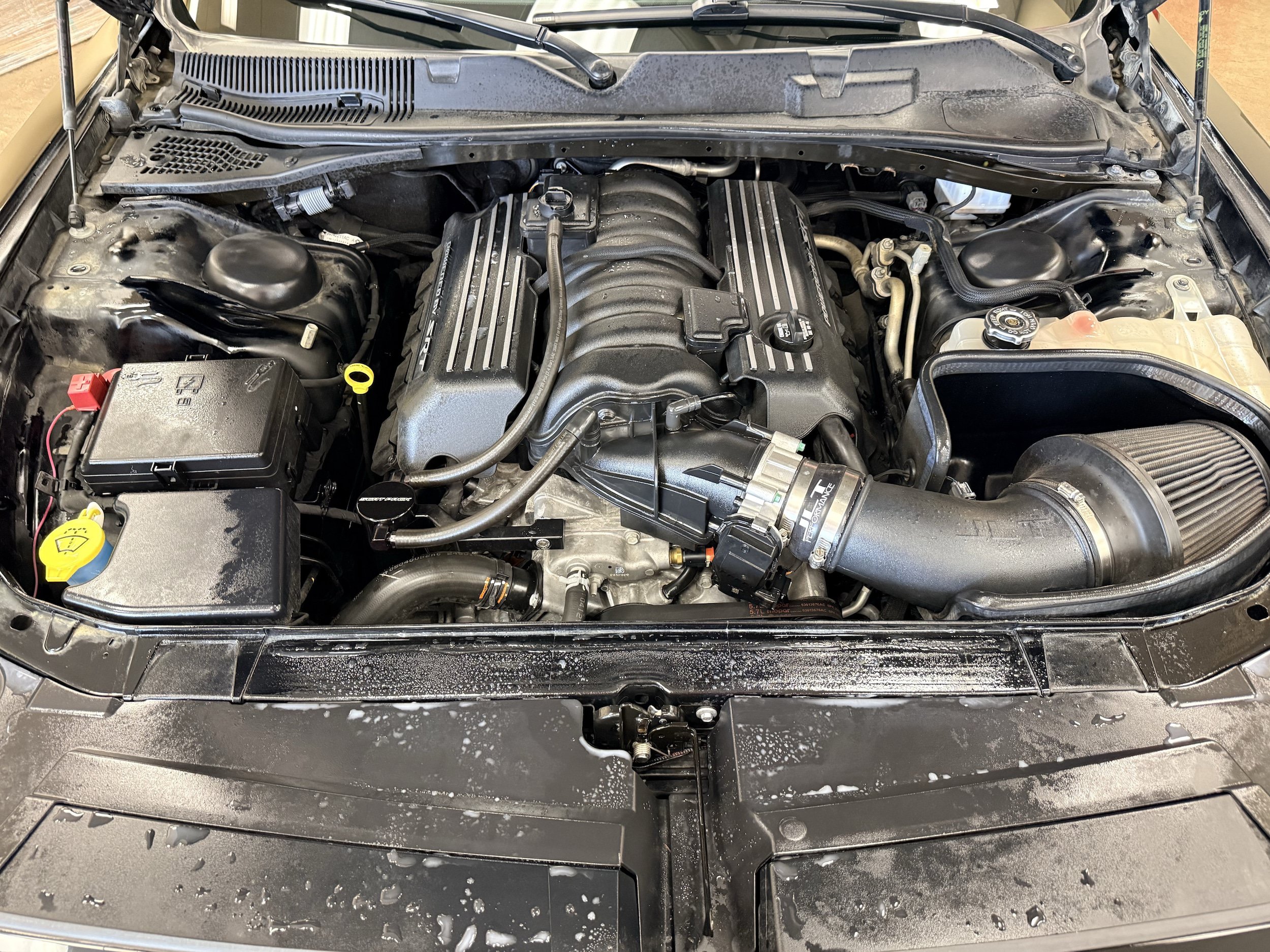 Used 2022 Dodge Challenger R/T Scat Pack w/ Dynamics Package RWD image 30