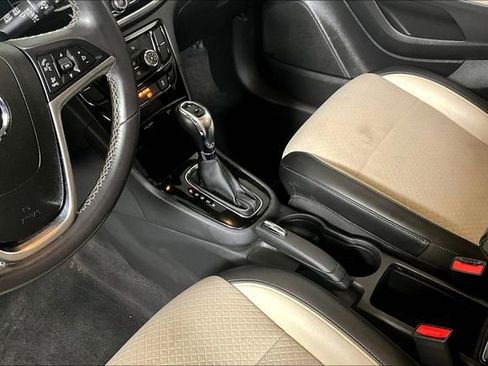 Used 2019 Buick Encore Preferred image 16