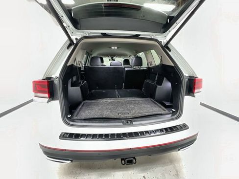 Used 2024 Volkswagen Atlas SE AWD/4WD image 25
