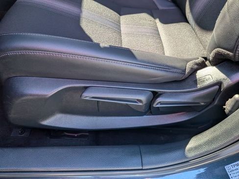 Used 2025 Honda Civic Sport image 15