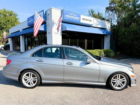 Used 2013 Mercedes-Benz C 300 4MATIC Sedan w/ Multimedia Pkg image 28