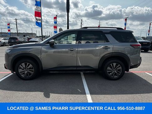 Used 2024 Nissan Pathfinder SV FWD image 6