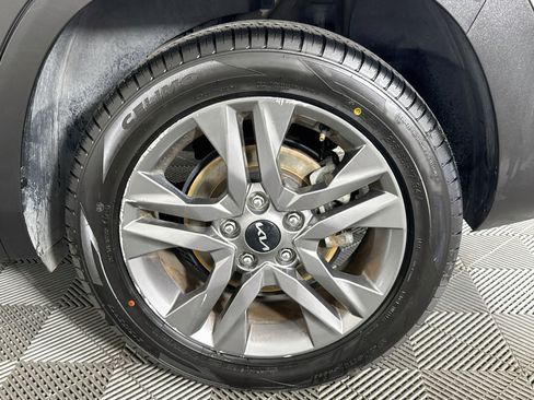 Used 2023 Kia Seltos LX AWD/4WD image 63