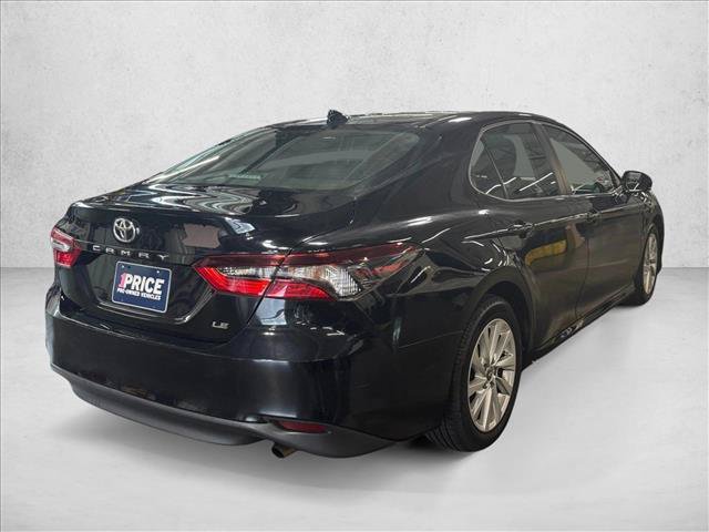 Used 2021 Toyota Camry LE FWD image 5