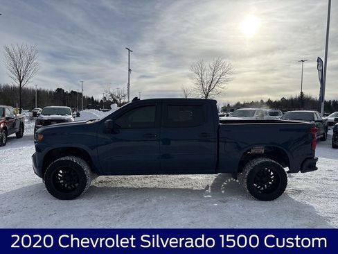 Used 2020 Chevrolet Silverado 1500 Custom w/ Custom Value Package image 9