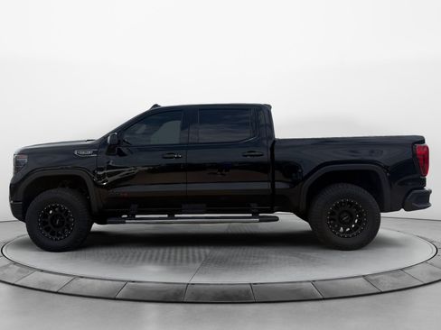 Used 2023 GMC Sierra 1500 AT4 w/ Technology Package AWD/4WD image 3