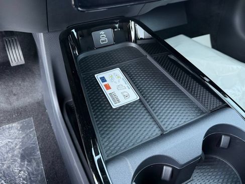 New 2026 Ford Mustang Mach-E Select RWD image 25