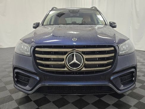 New 2026 Mercedes-Benz GLS 450 4MATIC image 9