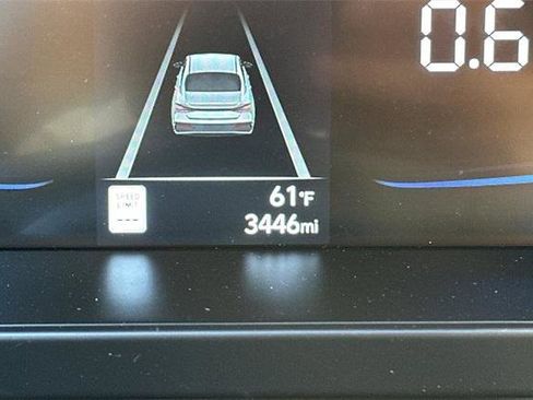 Certified 2025 Hyundai Elantra Sport image 25