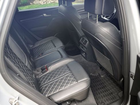 Used 2018 Audi SQ5 Prestige AWD/4WD image 44