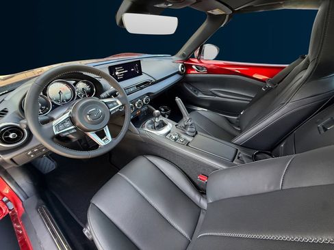 New 2026 MAZDA MX-5 Miata RF Grand Touring RWD image 12