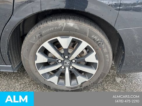 Used 2025 Honda Odyssey EX-L image 15