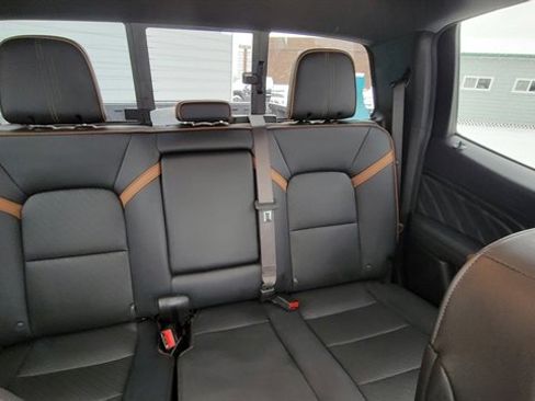 Used 2025 GMC Canyon AT4 image 57