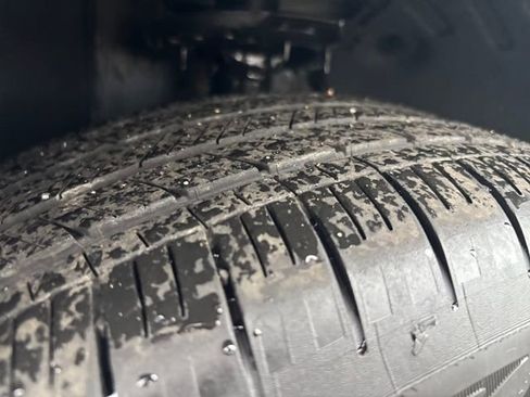 Certified 2025 Hyundai Santa Fe SE image 17