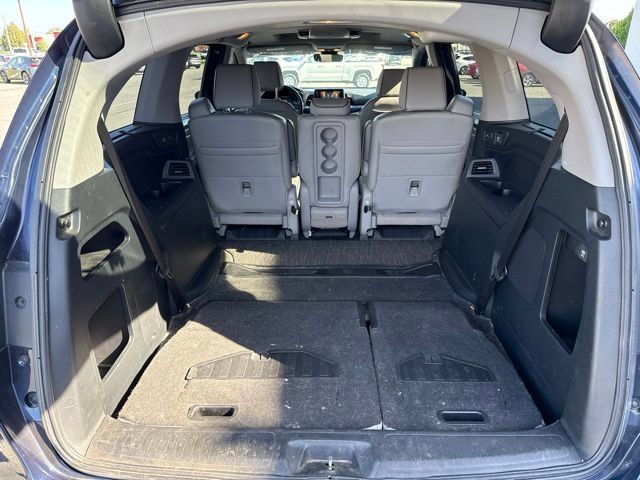 Used 2023 Honda Odyssey Elite image 9