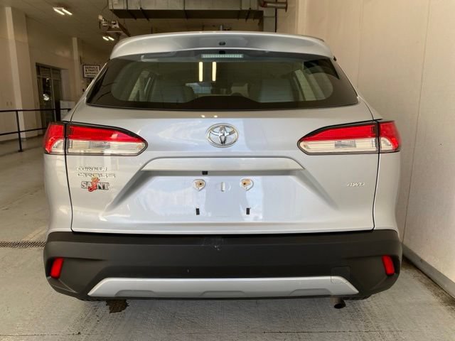 Used 2023 Toyota Corolla Cross L AWD/4WD image 6