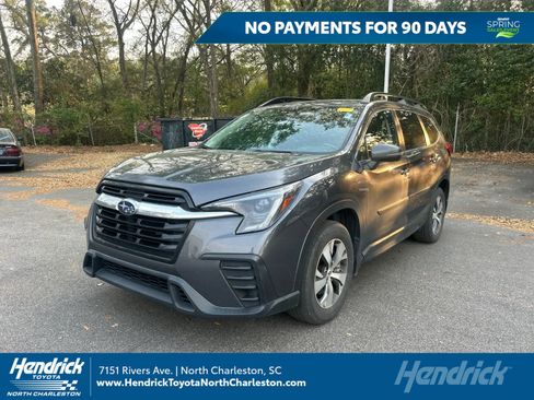 Used 2023 Subaru Ascent Premium w/ Convenience Package image 1