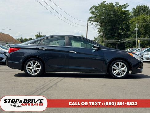 Used 2011 Hyundai Sonata Limited FWD image 4