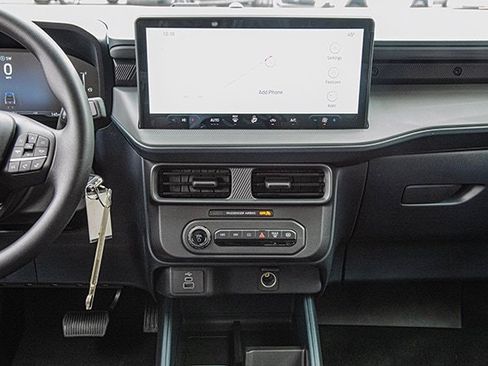 New 2026 Ford Maverick XL image 11