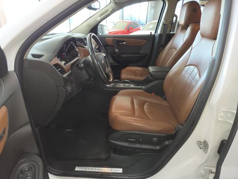 Used 2016 Chevrolet Traverse LTZ AWD/4WD image 14