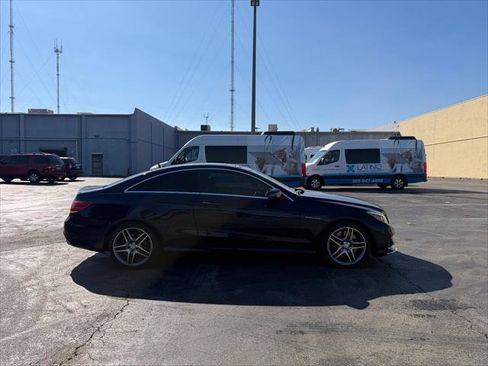 Used 2014 Mercedes-Benz E 550 Coupe w/ Premium 1 Package image 9
