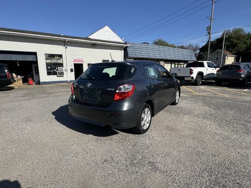 Used 2009 Toyota Matrix Base 4dr Wagon 4A image 17