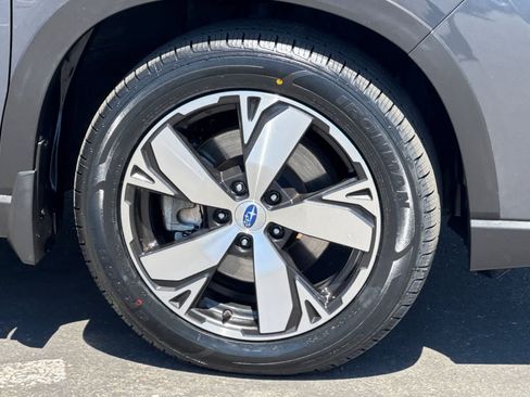 Used 2020 Subaru Forester Touring AWD/4WD image 31