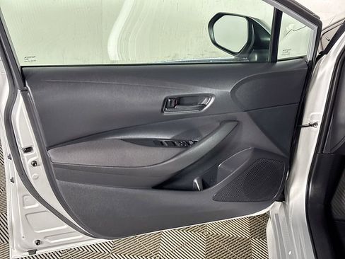 Used 2024 Toyota Corolla LE FWD image 10