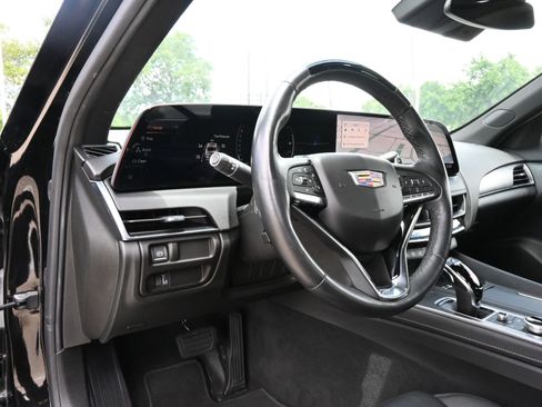 Used 2025 Cadillac CT5 Premium Luxury RWD image 17
