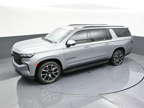 Used 2023 Chevrolet Suburban RST w/ Sport Performance Package image 70