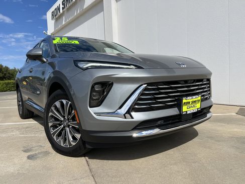 Used 2025 Buick Envision Preferred image 4