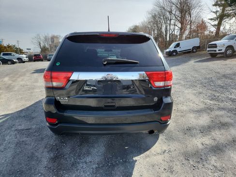 Used 2012 Jeep Grand Cherokee Laredo w/ Laredo E Group image 4