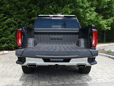 Used 2023 GMC Sierra 1500 SLT w/ SLT Premium Package AWD/4WD image 38