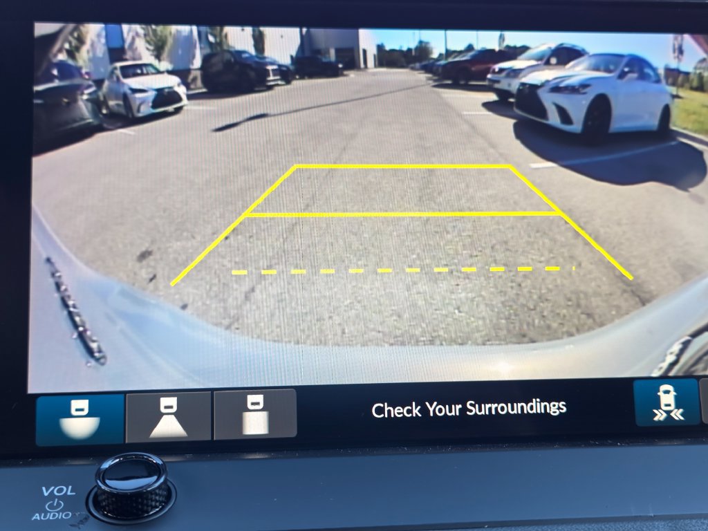 Used 2025 Honda Accord Touring image 9