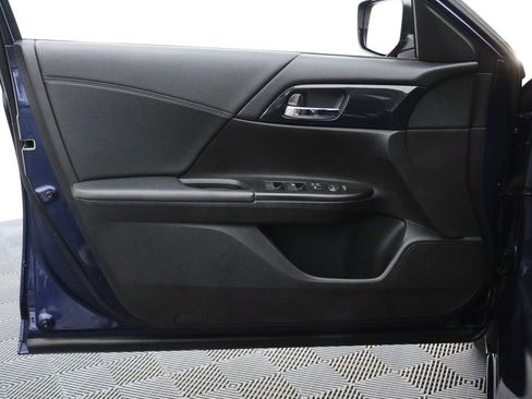 Used 2013 Honda Accord Sport image 11