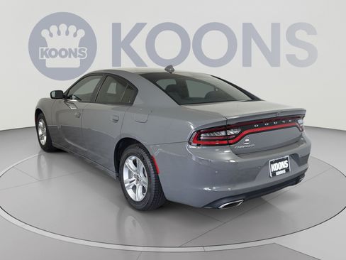 Used 2023 Dodge Charger SXT w/ Cold Weather Package RWD image 4