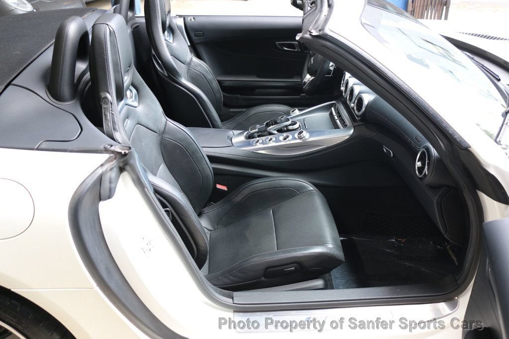 Used 2018 Mercedes-Benz AMG GT Roadster image 30