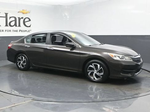 Used 2016 Honda Accord LX image 1