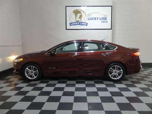 Used 2015 Ford Fusion Titanium FWD image 7