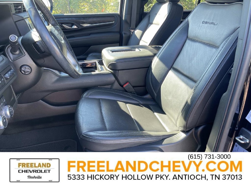 Used 2022 GMC Yukon XL Denali RWD image 29