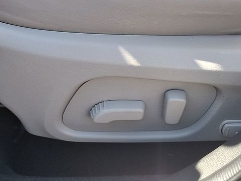 Used 2016 Subaru Forester 2.5i Limited image 25